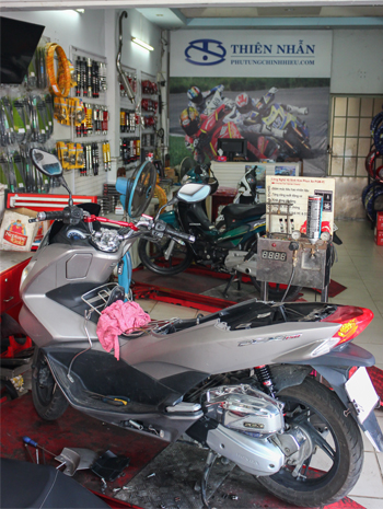 ve-sinh-kim-phun-3m.jpg ve-sinh-kim-phun-3m.jpg