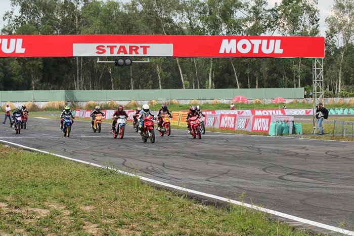 motul-racing-cup-2016-2.jpg motul-racing-cup-2016-2.jpg