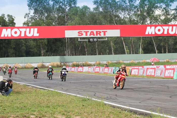 motul-racing-cup-2016-5.jpg motul-racing-cup-2016-5.jpg