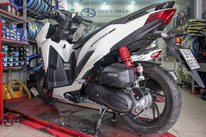 phuoc-yss-vario.jpg phuoc-yss-vario.jpg