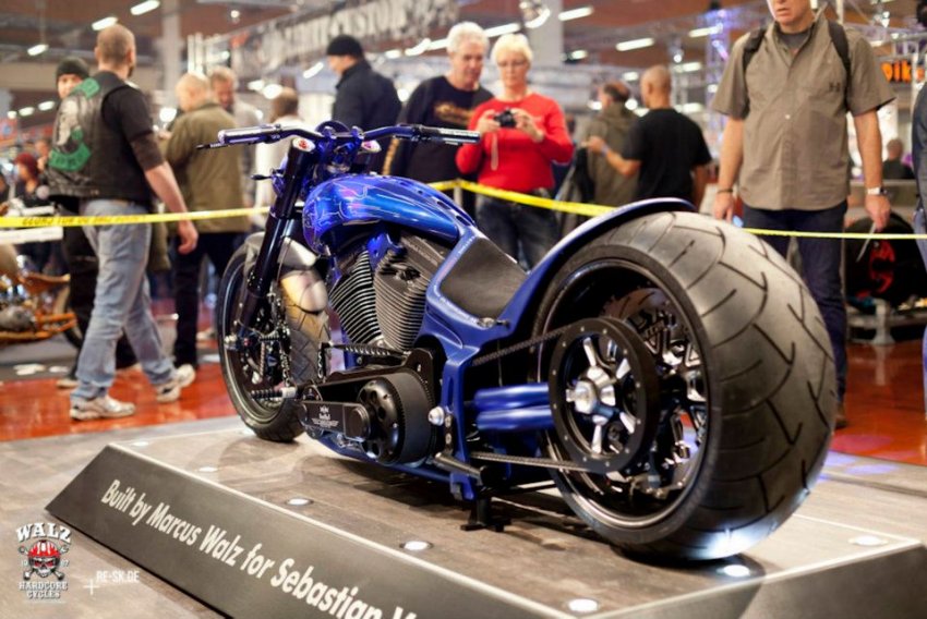 S_Vettel-Bike_rear.jpg S_Vettel-Bike_rear.jpg