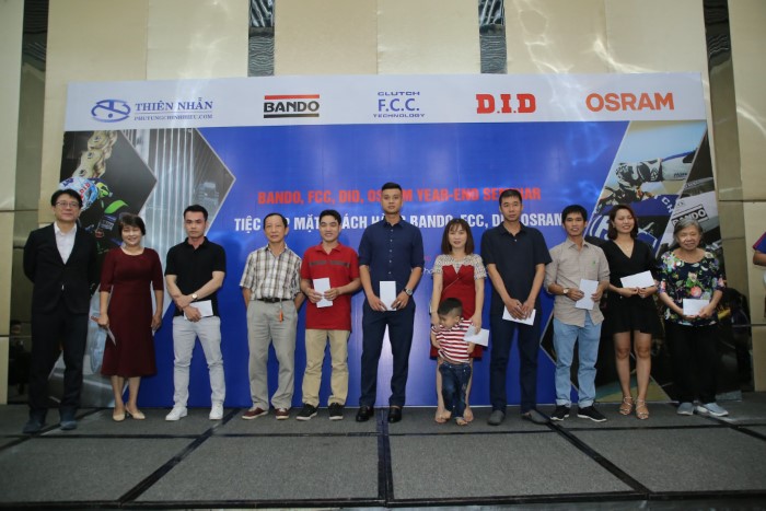 Tiec-hop-mat-khach-hang-THIEN-NHAN-BANDO-FCC-DID-OSRAM-15.jpg