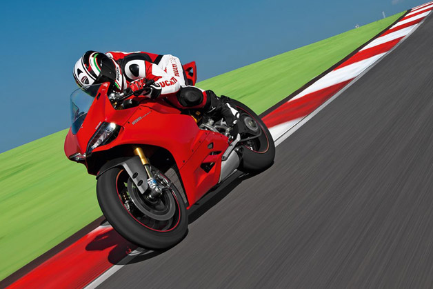 ducati-panigale-9.jpg