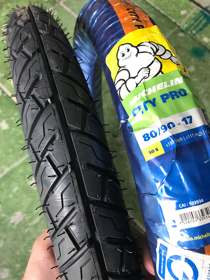 lop-xe-michelin.jpg