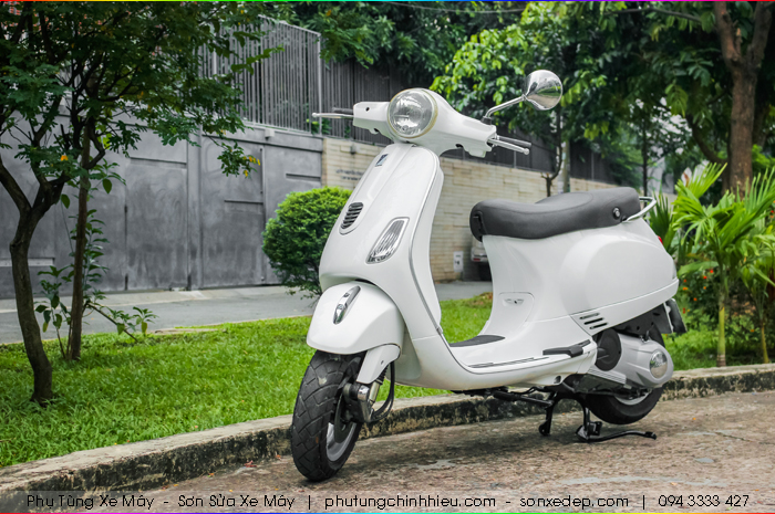 son-xe-may-vespa-trang.jpg