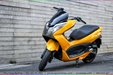 son-xe-may-pcx-vang-5.jpg