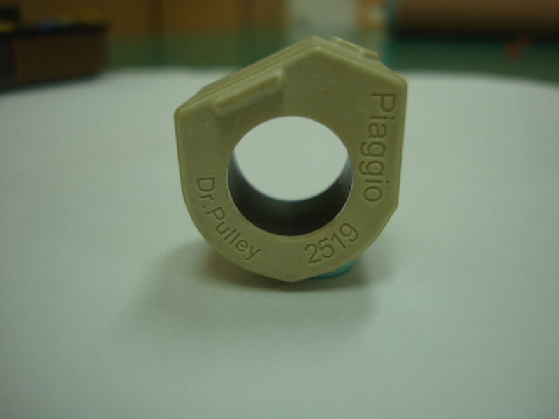 Su-Khac-Nhau-Giua-Bi-Tron-Round-Roller-Va-Bi-Tam-Giac-Sliding-Roller-2.jpg